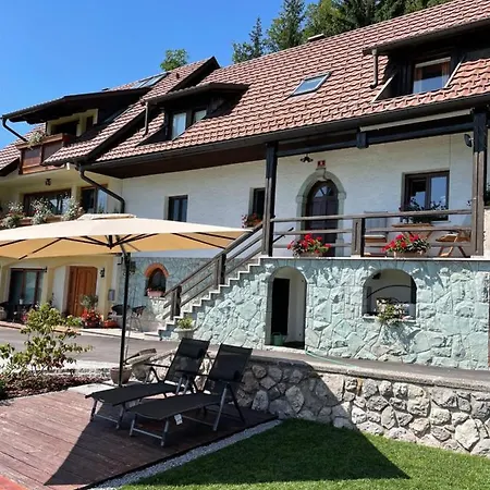 Vera's House Castle View * Bled